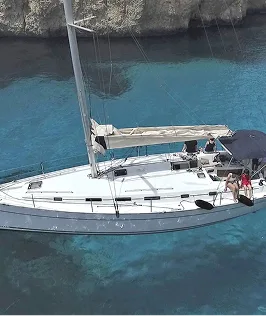 BENETEAU Charter Boat Malta (5) BENETEAU Charter Boat Malta (5)